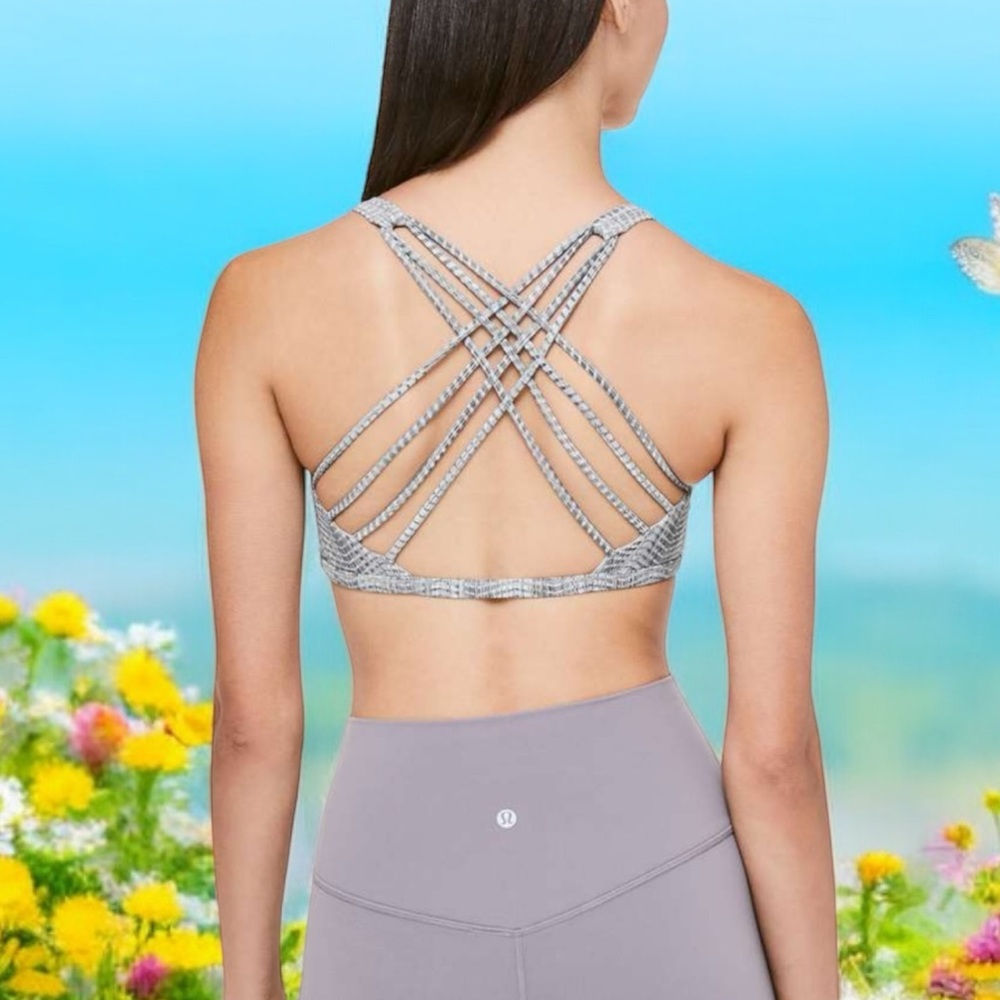 Lululemon Free To Be Bra (Wild) in Arrow Jacquard Battleship Silver Spoon Sz 10